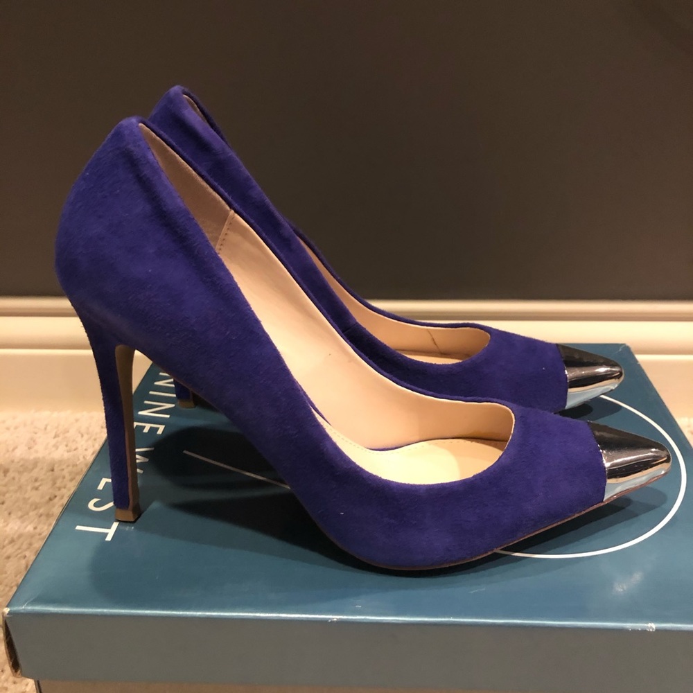 Victoria’s Secret Blue Purple Suede Pump